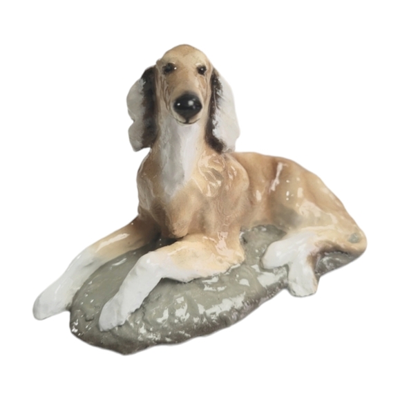 Ceramic Suluki Dog Figurine by Artist Ron Hevener 4"L x 2.5"H x 2"W - Picture 7 of 9
